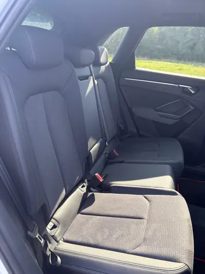 Audi Q3 40 TFSI quattro S line — Thumbnail 12