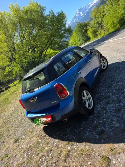 MINI Countryman — arrière