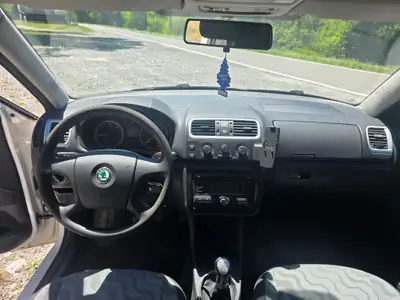 Skoda Fabia Combi — Miniature 7