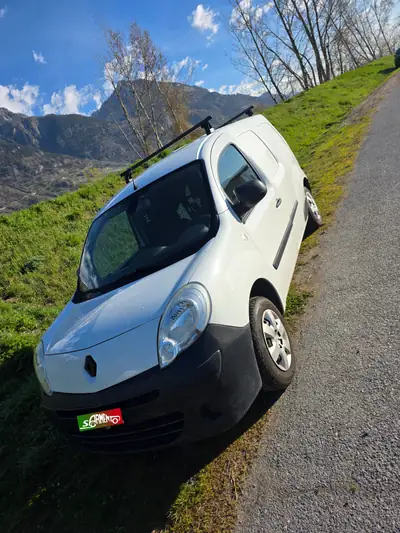 Renault Kangoo 1.5 dCi 90 — fianco