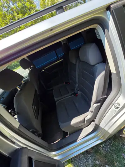 Volkswagen Touran — Miniature 7