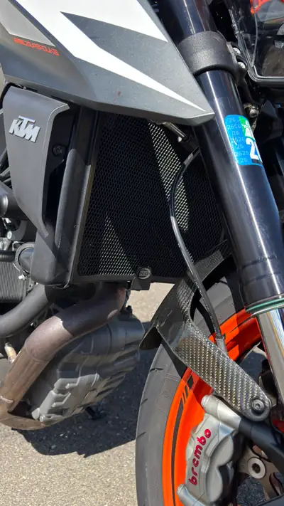 KTM SuperDuke 1290R — Miniature 11
