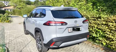 Toyota Corolla Cross 2.0 Hybride 197 ch Trend (2025, 18 000 km)  — arrière