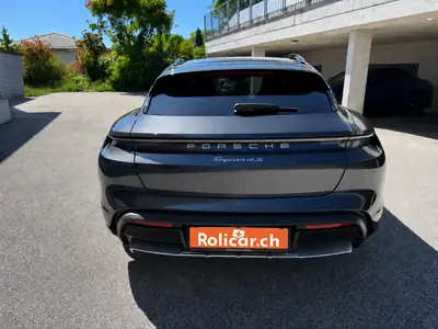 Porsche Taycan 4S Cross Turismo — dettaglio
