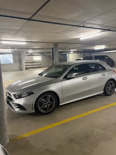 MERCEDES-BENZ Mercedes-Benz Classe A 200 – AMG Line – 2021 — Seitenansicht