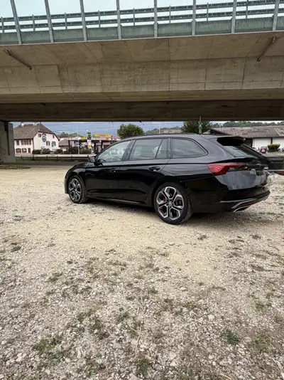 Skoda Octavia RS — Miniature 10