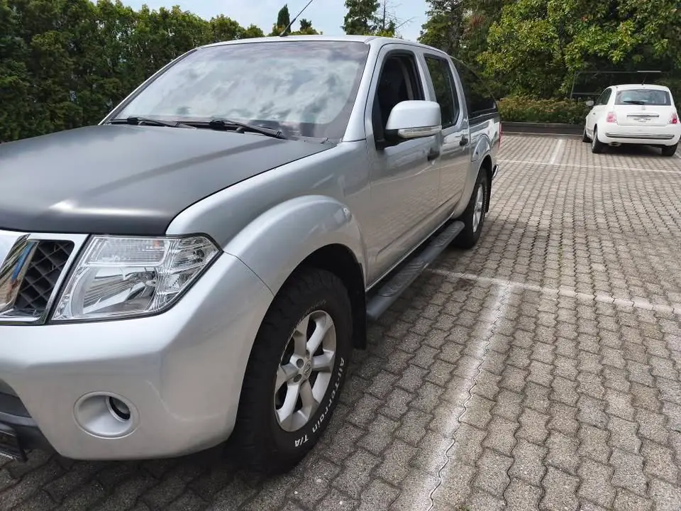 Nissan Navara 2012 occasion Bellinzona — 1