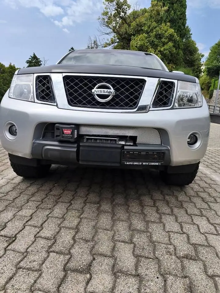 Nissan Navara 2012 occasion Bellinzona — 3