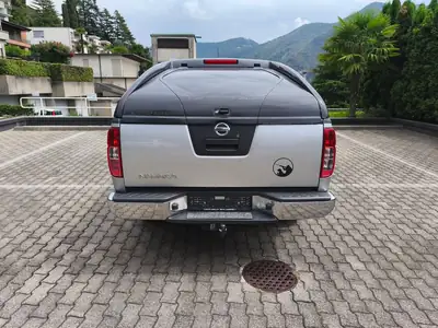Nissan pik navara 2.5 diesel — detail