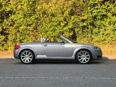 Audi TT 1.8T Roadster — Thumbnail 10