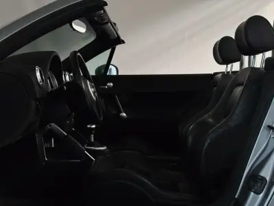 Audi TT 1.8T Roadster — Thumbnail 11
