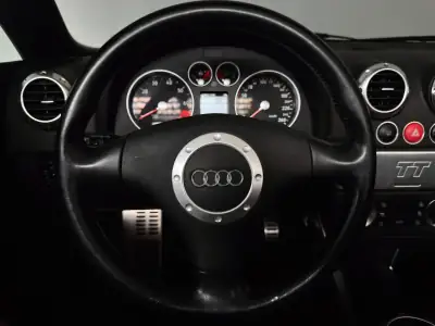 Audi TT 1.8T Roadster — Thumbnail 13