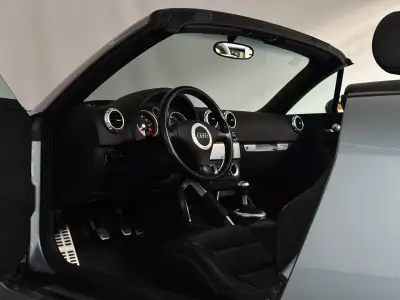Audi TT 1.8T Roadster — Thumbnail 20