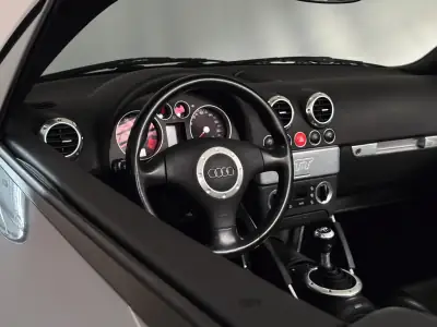 Audi TT 1.8T Roadster — Thumbnail 21