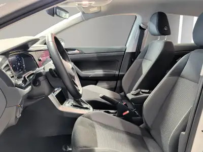 Volkswagen Polo 1.0 TSI Life DSG — detail