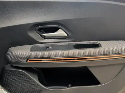 Dacia Sandero Stepway TCe 90 Extreme CVT  — Thumbnail 18