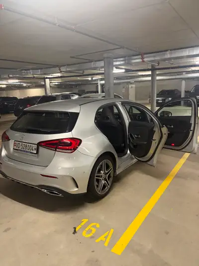 Mercedes-Benz A200 AMG Line — Thumbnail 8