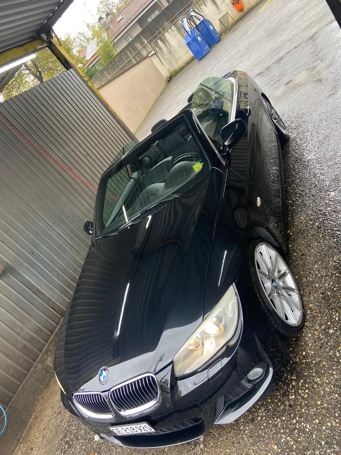 BMW 335i Cabriolet — Élégance sportive et sensations décapotables