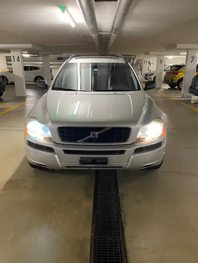 Volvo XC90 Summum — SUV 7 places premium, état impeccable, moteur 210 ch — intérieur
