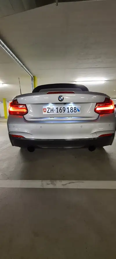 BMW M235i Steptronic — Cabriolet sportif 400 ch, échappement Friedrich Motorsport — Armaturenbrett