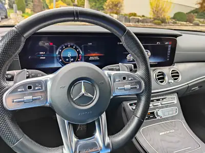 Mercedes-Benz E 63 AMG S 4Matic — Break de prestige 612 ch, entretien à jour — arrière