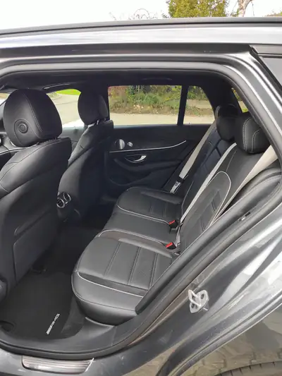 Mercedes-Benz E 63 AMG S 4Matic — Break de prestige 612 ch, entretien à jour — tableau de bord