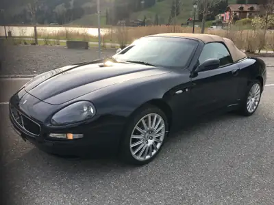 Maserati Spyder GT 2003 — Cabriolet italien légendaire, 390 ch, exemplaire unique en bleu — vista posteriore