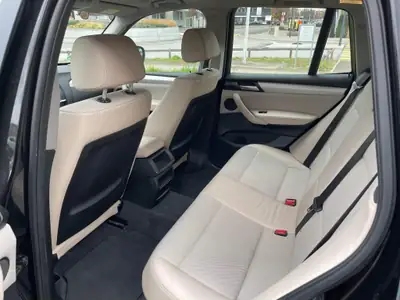 BMW X3 xDrive 20d Steptronic — SUV diesel fiable, entretien complet, sans sinistre — fianco