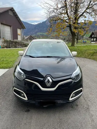 Renault Captur 0.9 TCe 90 ch — SUV compact urbain, sans accident, économe — côté