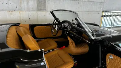 Alfa Romeo Giulietta Spider 750D 1959 — Cabriolet légendaire, état d'exception — Miniature 7
