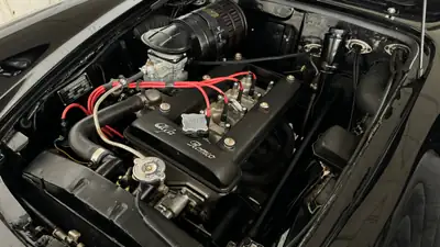 Alfa Romeo Giulietta Spider 750D 1959 — Cabriolet légendaire, état d'exception — Miniature 9