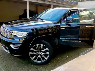 Jeep Grand Cherokee 3.0 CRD Overland — SUV premium diesel 250 ch, 83'000 km — côté