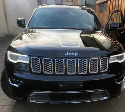Jeep Grand Cherokee 3.0 CRD Overland — SUV premium diesel 250 ch, 83'000 km — arrière