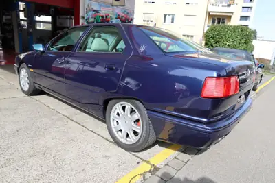 Maserati Quattroporte 3.2 — Berline de prestige 336 ch, histoire et performance — détail