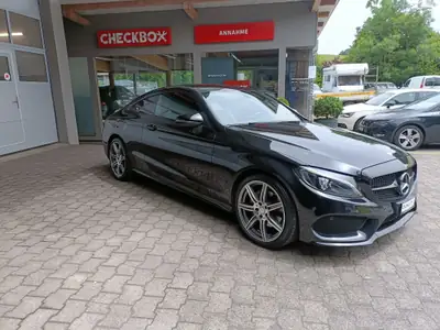 Mercedes-Benz C 200 AMG Line Coupé — Élégance sportive et consommation maîtrisée — côté