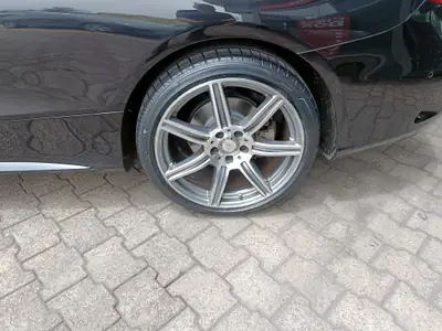 Mercedes-Benz C 200 AMG Line Coupé — Élégance sportive et consommation maîtrisée — Miniature 9