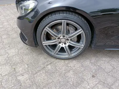 Mercedes-Benz C 200 AMG Line Coupé — Élégance sportive et consommation maîtrisée — Miniature 10