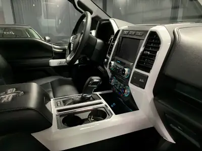 Ford F-150 Shelby 2019 — Monstre américain 760 ch, kilométrage exemplaire — Detail