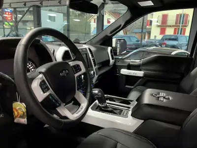 Ford F-150 Shelby 2019 — Monstre américain 760 ch, kilométrage exemplaire — Miniatur 10