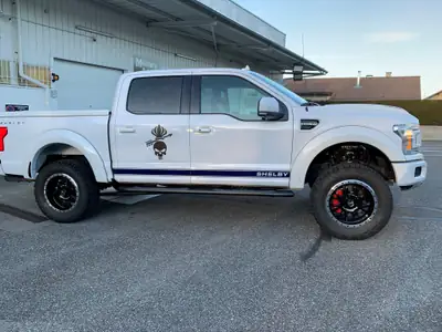 Ford F-150 Shelby 2019 — Monstre américain 760 ch, kilométrage exemplaire — Miniatur 11