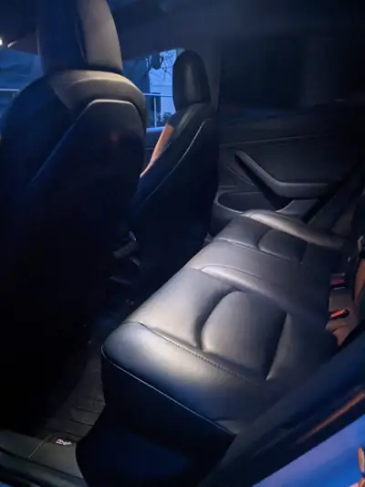 Tesla Model 3 Long Range Dual Motor AWD — Berline électrique haute performance, 250'000 km — Miniatura 8