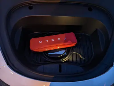 Tesla Model 3 Long Range Dual Motor AWD — Berline électrique haute performance, 250'000 km — Miniatura 13