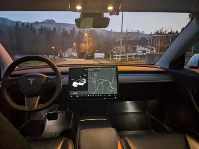 Tesla Model 3 Long Range Dual Motor AWD — Berline électrique haute performance, 250'000 km — Miniatura 16