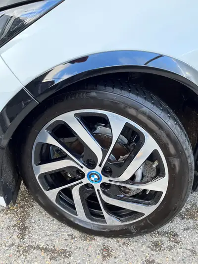 BMW i3s 120Ah — Citadine électrique performante, 31 900 km seulement — Armaturenbrett