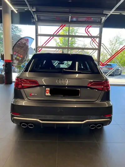 Audi S3 Sportback 2.0 TFSI Quattro — Sportive polyvalente, 48'000 km seulement — vista posteriore
