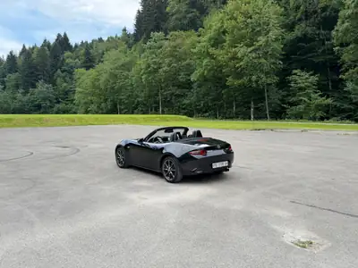 Mazda MX-5 2.0 Revolution — Le roadster sportif de référence, 32 800 km seulement — Thumbnail 7