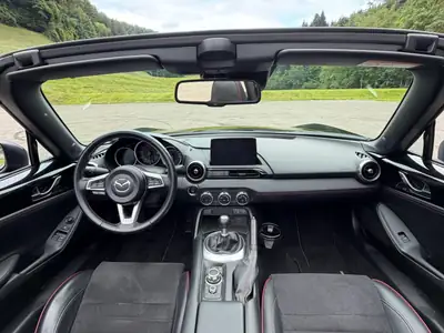 Mazda MX-5 2.0 Revolution — Le roadster sportif de référence, 32 800 km seulement — Thumbnail 10