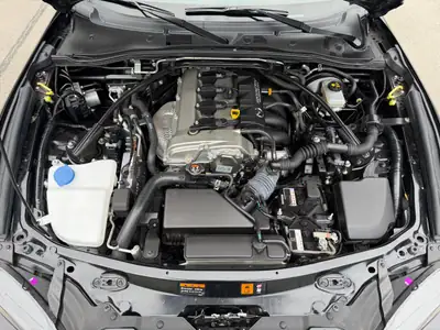 Mazda MX-5 2.0 Revolution — Le roadster sportif de référence, 32 800 km seulement — Thumbnail 14