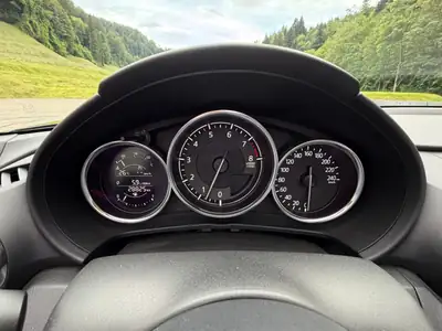Mazda MX-5 2.0 Revolution — Le roadster sportif de référence, 32 800 km seulement — Thumbnail 13