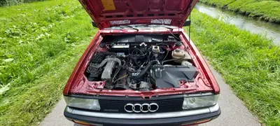 Audi 90 Quattro Typ 85 — Légende Quattro de 1985, statut Véhicule de Collection — Miniature 11